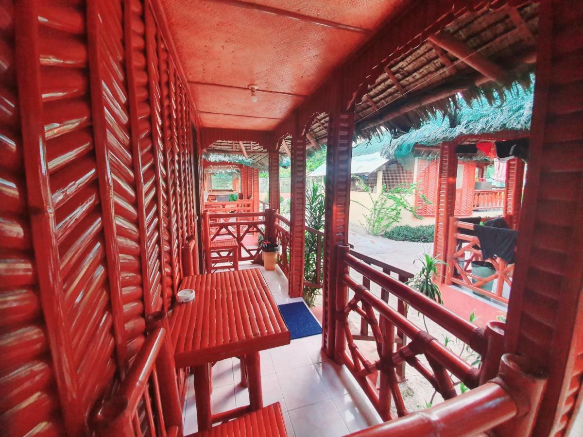 Pareja Tourist Inn 로곤 외부 사진